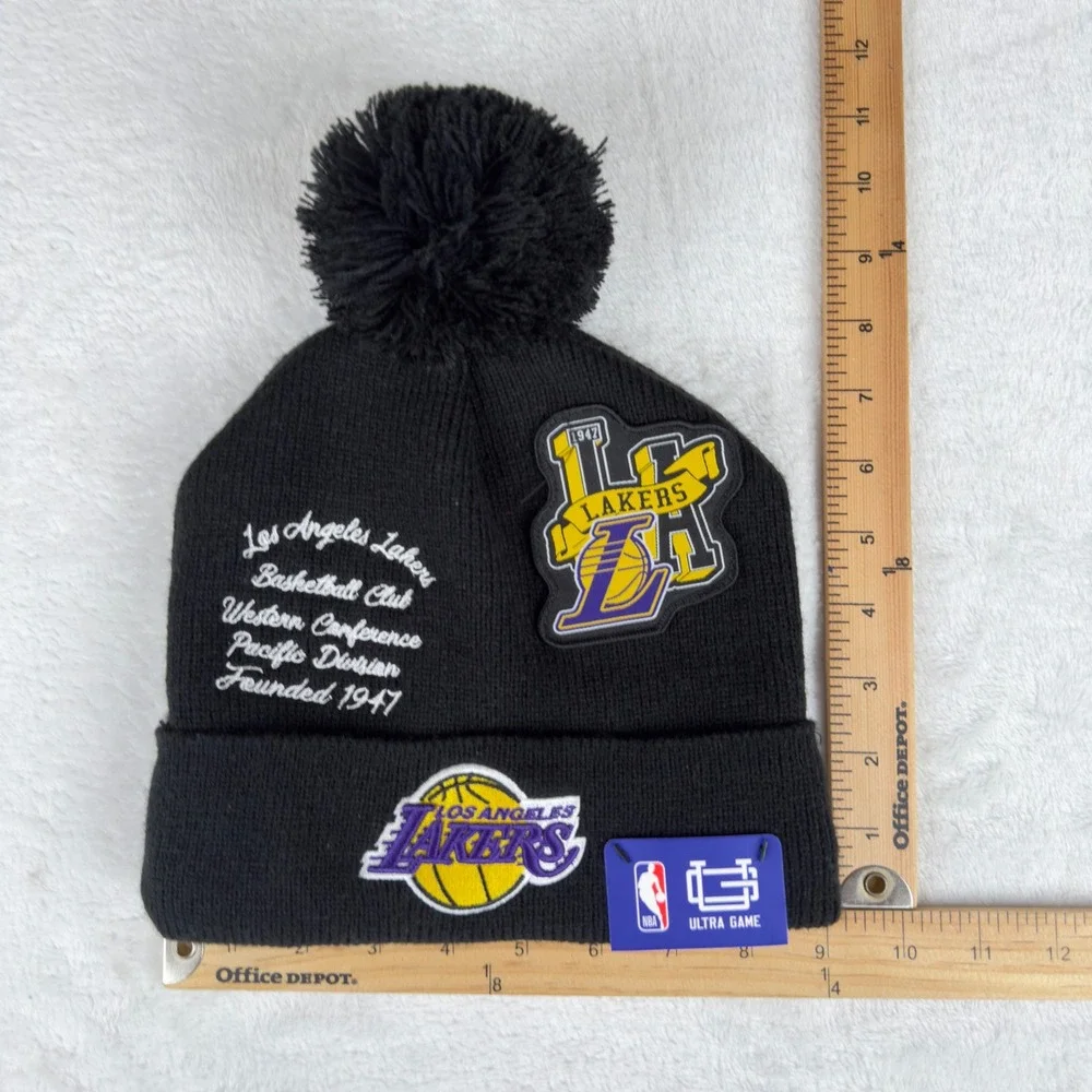 Los Angeles Lakers NBA Ultra Game Men's Tattoo Lined Pom Beanie OSFA Black‎ New